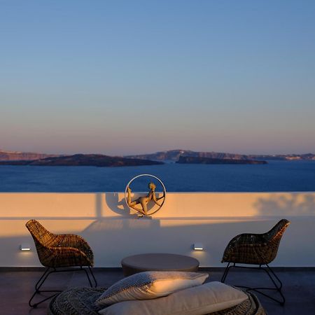 Oia Treasures Art Suites Екстериор снимка