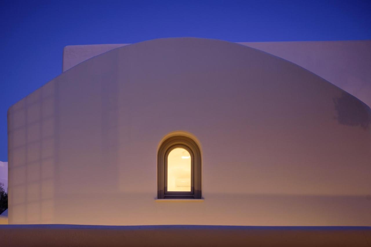 Oia Treasures Art Suites Екстериор снимка