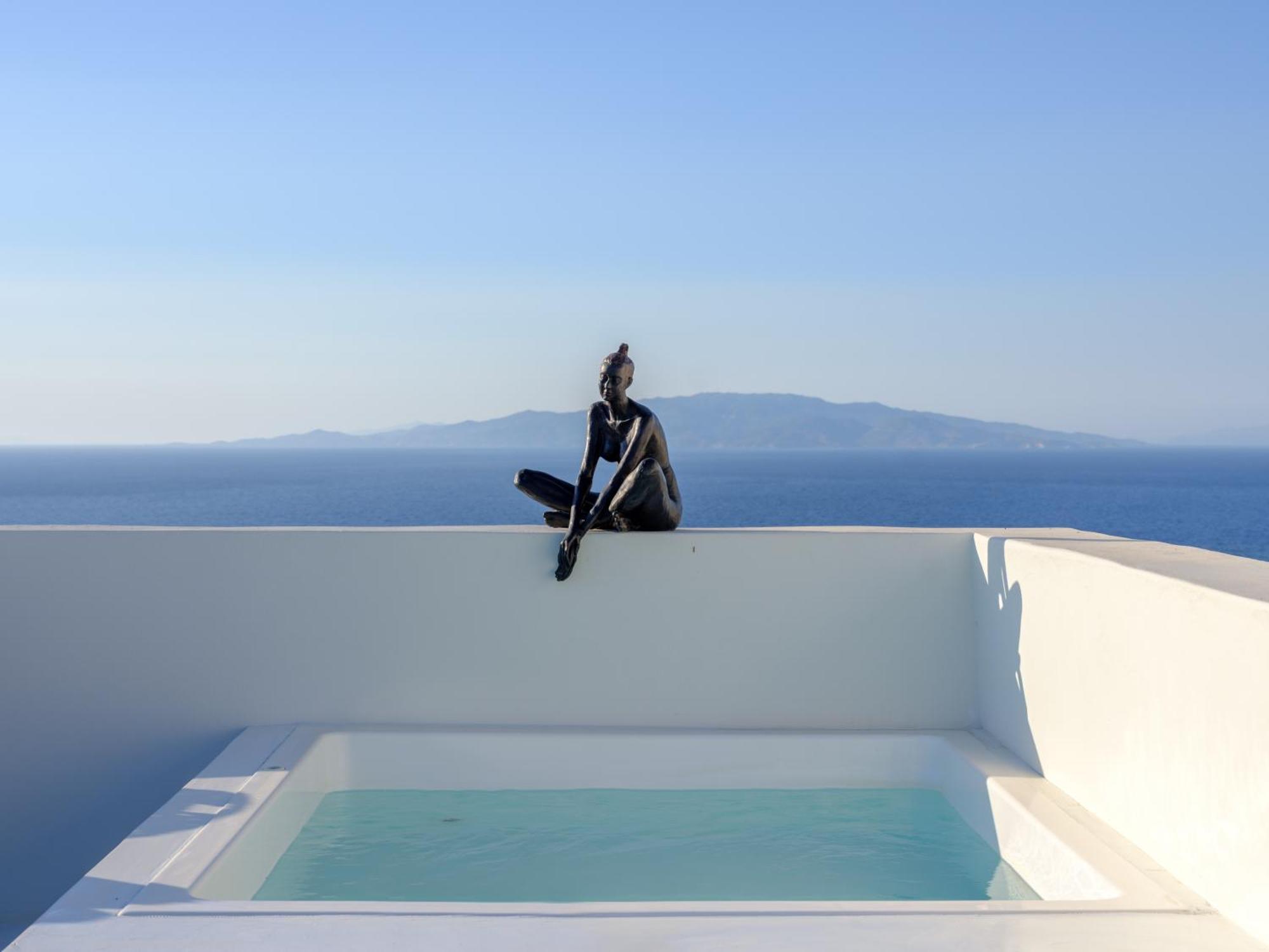 Oia Treasures Art Suites Екстериор снимка