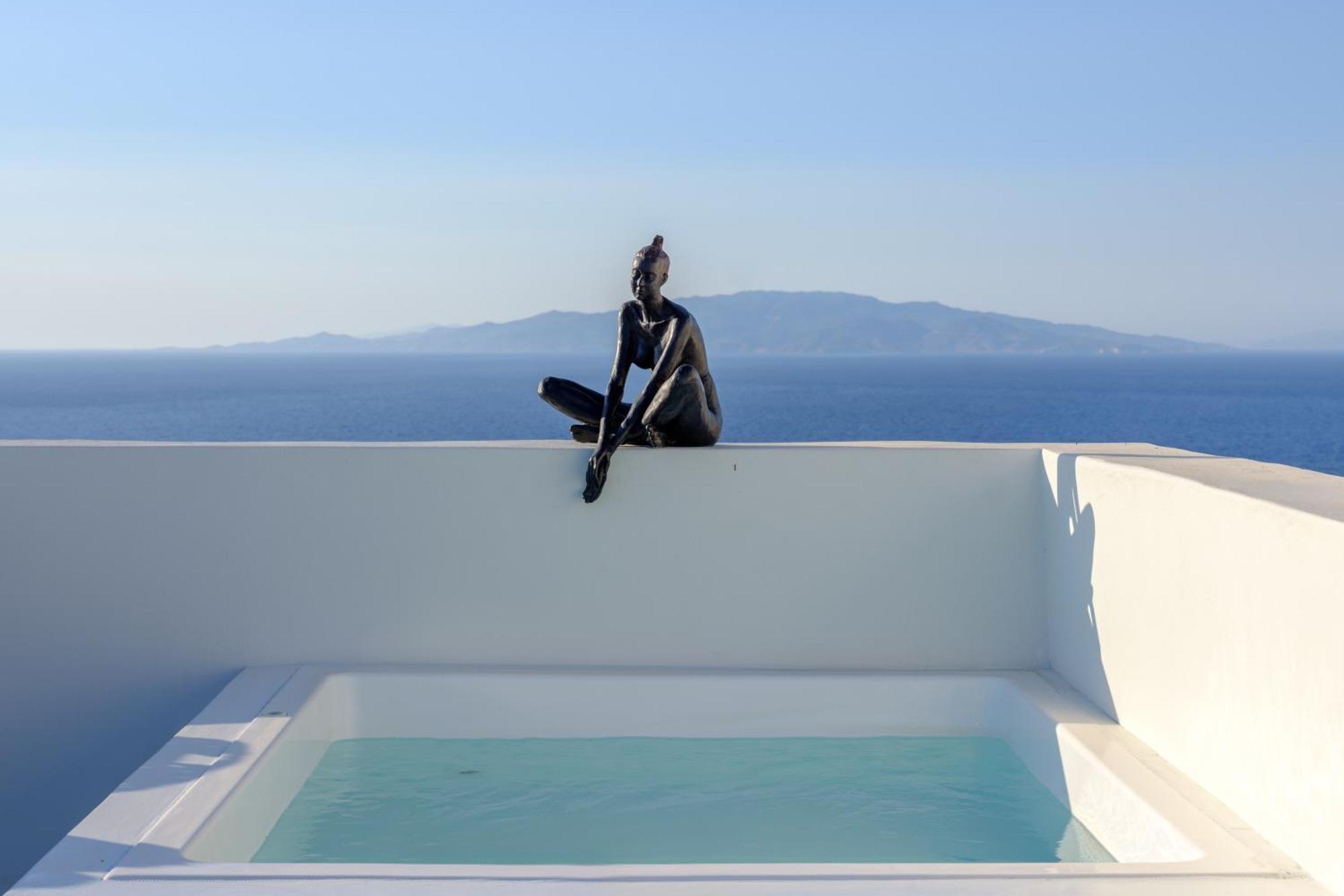 Oia Treasures Art Suites Екстериор снимка