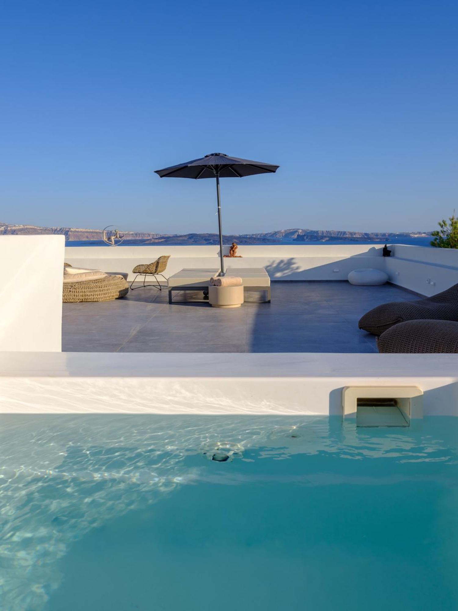 Oia Treasures Art Suites Екстериор снимка