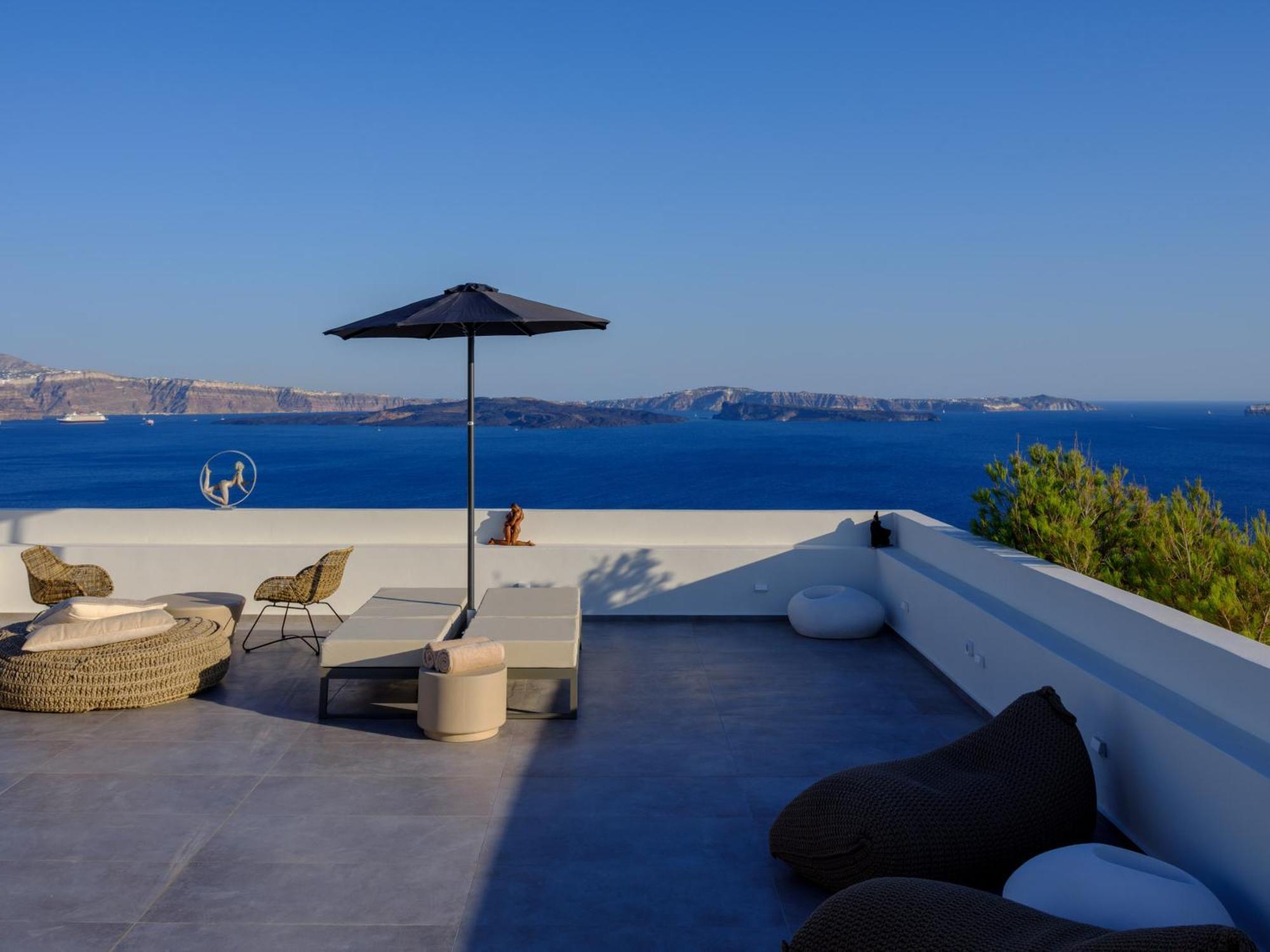 Oia Treasures Art Suites Екстериор снимка